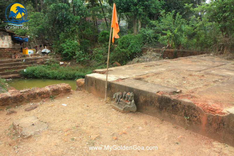 Gajantlaxmi Temple ruins and Water Tank, Curti Ponda
